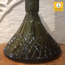 Load image into Gallery viewer, COCOYAYA King Series 2.0 Vikram Aditya Hookah Champagne ( Dark Green Base) With Bag