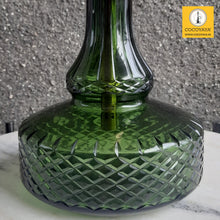 Load image into Gallery viewer, COCOYAYA Ferro Series Crucio Hookah Golden (Dark Green Base) With Bag

