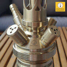 Load image into Gallery viewer, COCOYAYA King Series 2.0 Babur Khan Hookah Champagne ( Dark Green Base)
