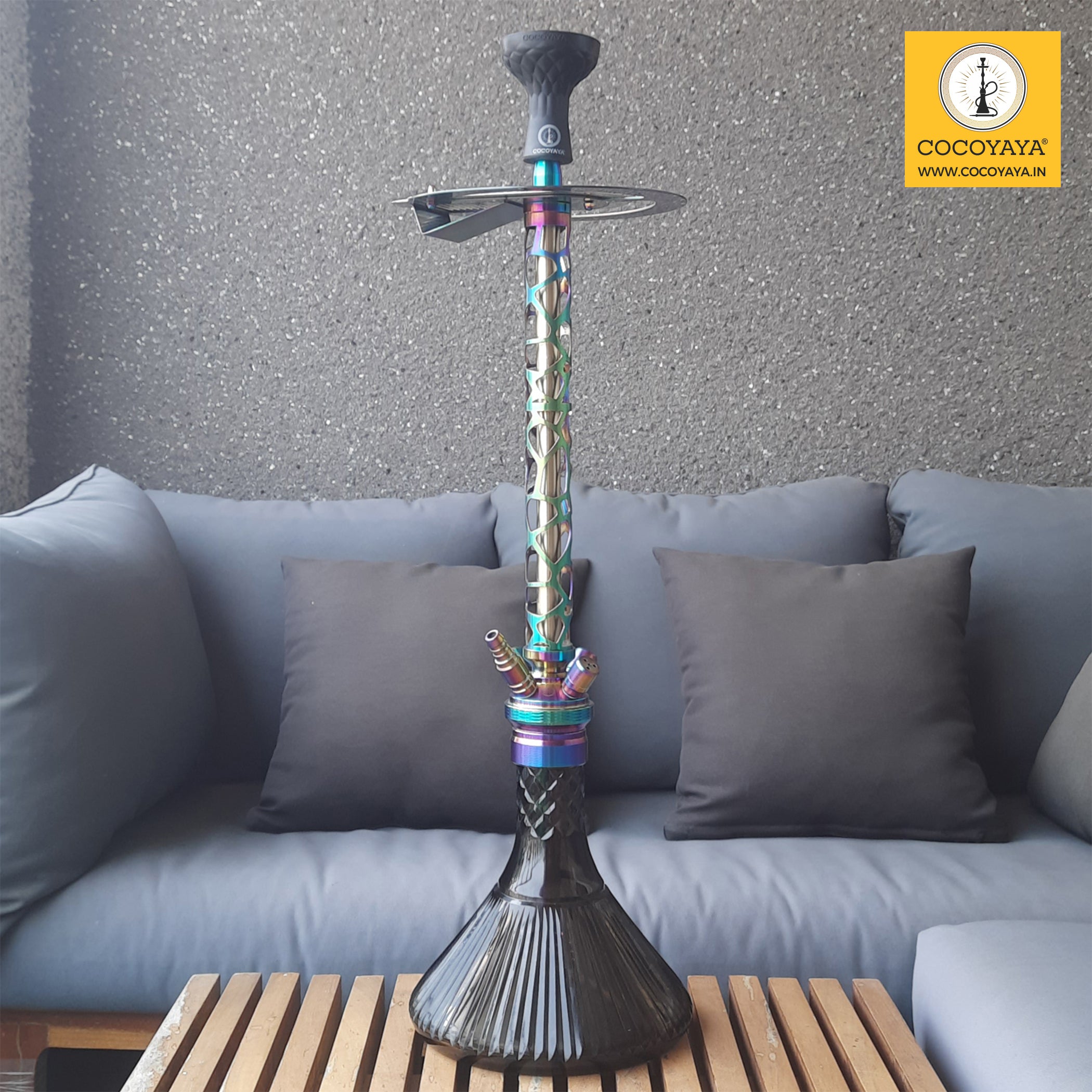 ロッカクアヤコ 「Breathing with the Chaos」 ベース COCOYAYA King Series 2.0 Jahangir Aiam Hookah Rainbow (Dark Grey